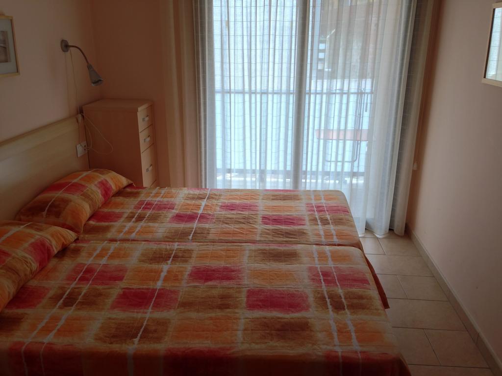 Apartamentos Sol Center Lloret Лорет де Мар Стая снимка