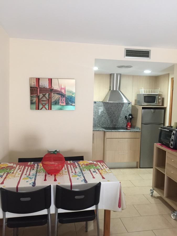 Apartamentos Sol Center Lloret Лорет де Мар Екстериор снимка